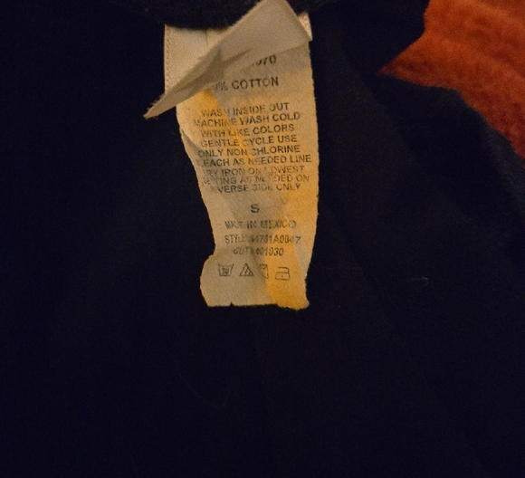 Macy's Black Short Sleeve Tee - Picture 3 of 3